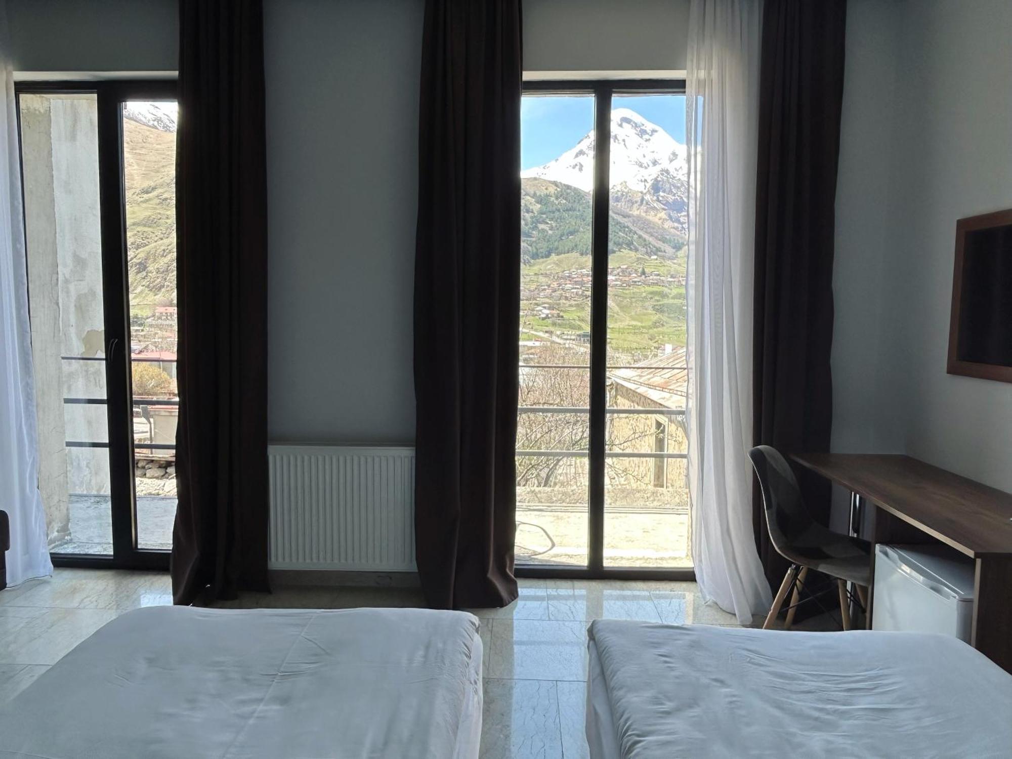 Shushabandi Kazbegi Otel Dış mekan fotoğraf
