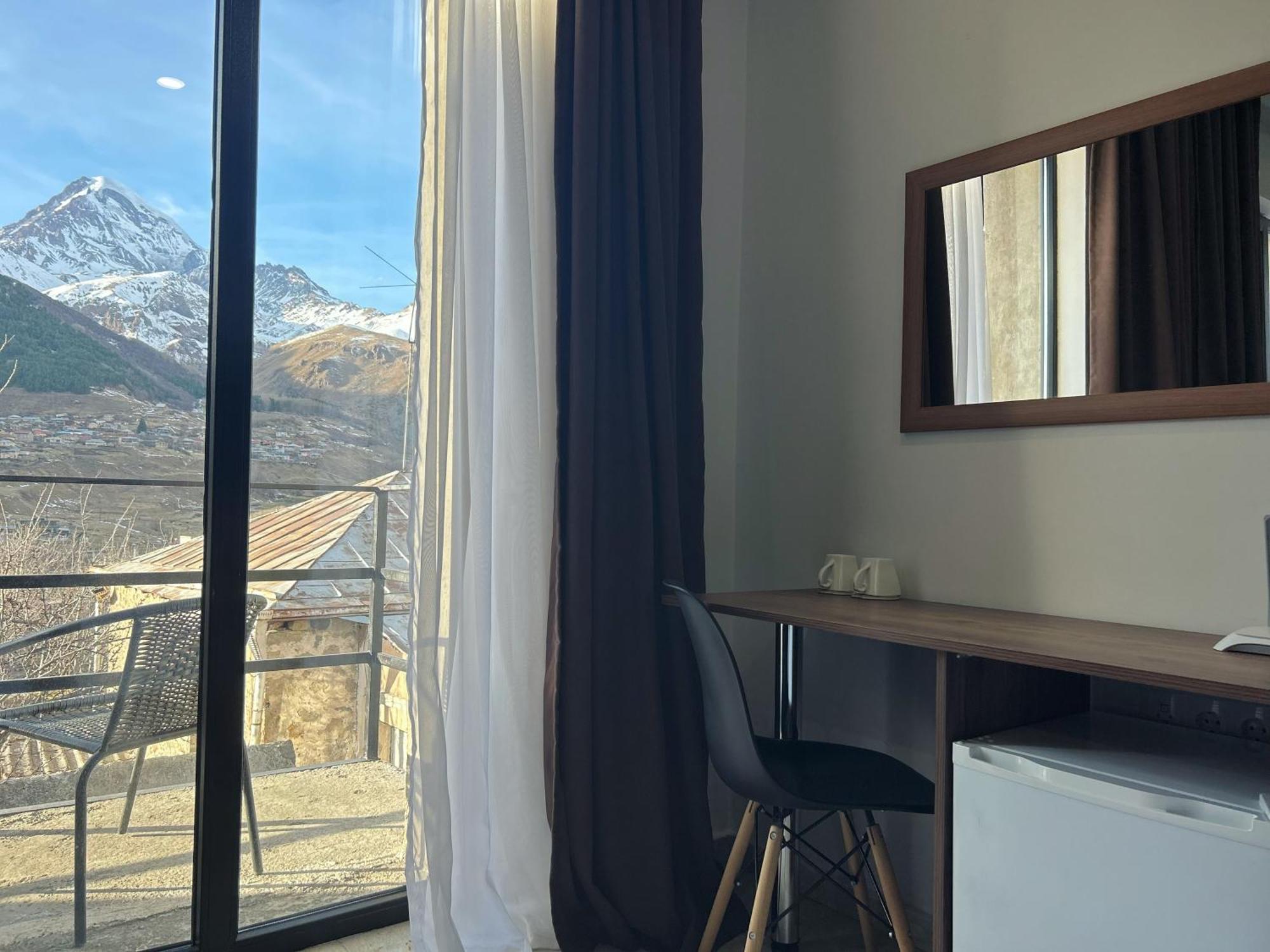 Shushabandi Kazbegi Otel Dış mekan fotoğraf